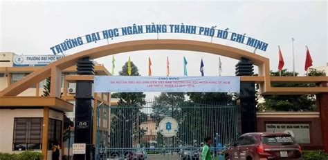 Học phí trường Đại học Ngân hàng (HUB) năm 2022.